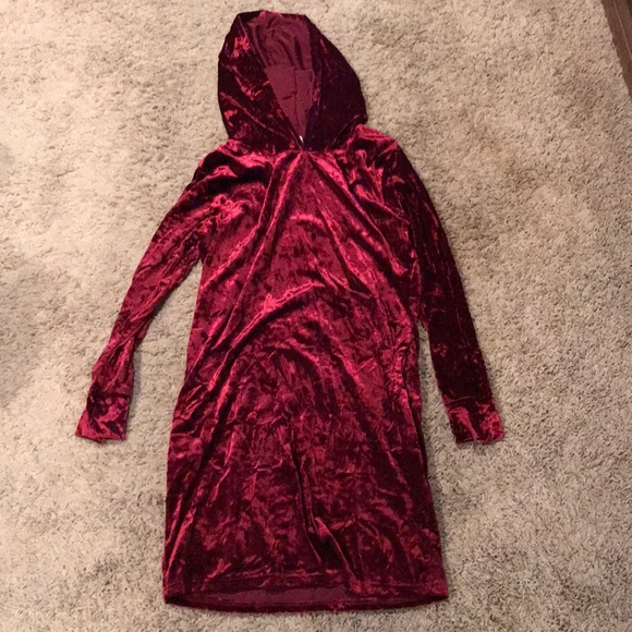 Red velvet hooded mini dress - Picture 1 of 1